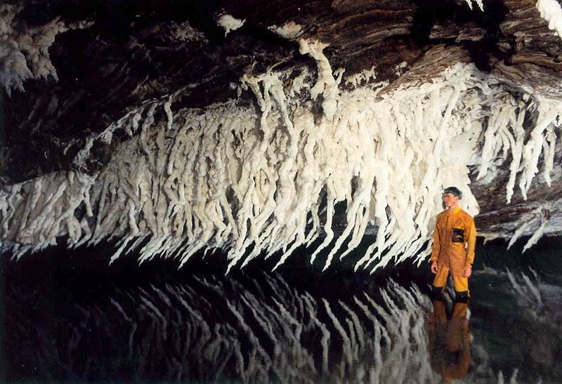 3N洞穴-世界上最长的盐洞-阿特拉斯暗箱盐奇观