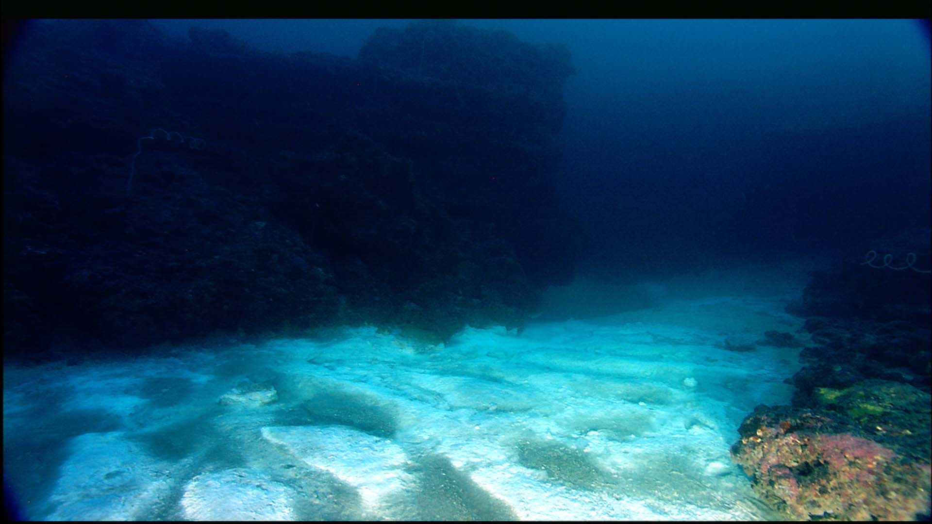 墨西哥海湾下的盐水河——地球上最咸的奇观